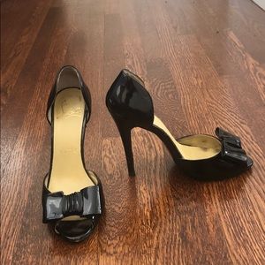 CHRISTIAN LOUBOUTIN size 38 Black patent leather